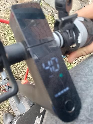 Elektrik skuter - Rəng: qrafit/boz - Geniş, sürüşməyə davamlı