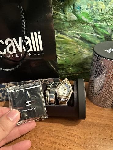 Eynəklər: Yeni, Qol saatı, Just Cavalli, rəng - Qızılı — 1