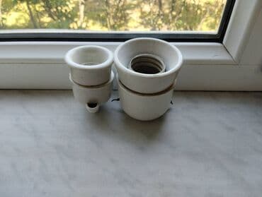 Generatorlar: Farfor patronlar 2 ədəd Sovet dövrünün farfor (keramik) işıq — 1