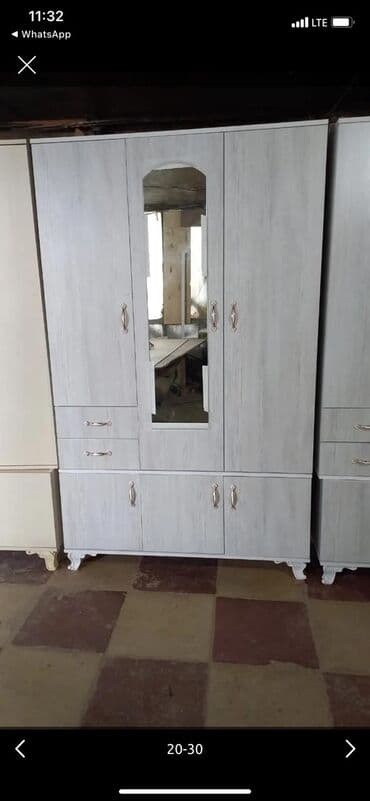 балконный шкаф: Распашной, 3 двери Прямой шкаф, Шифоньер — 6