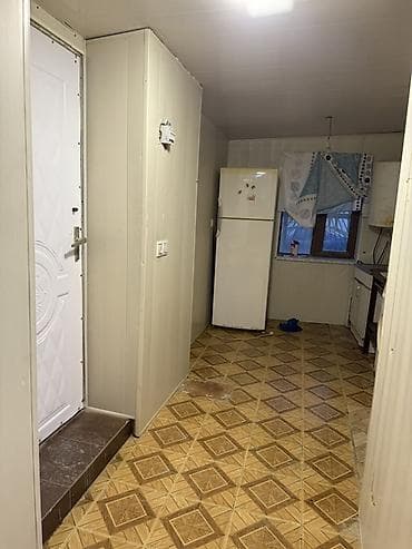 lokbatan kiraye ev: Kirayə üçün 1 otaqlı mənzil - Geniş otaq: bir neçə çarpayı, divan — 3