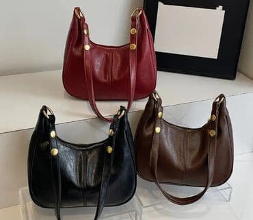 Zərif qadın çiyin çantası, gündəlik istifadə üçün idealdır. Çanta