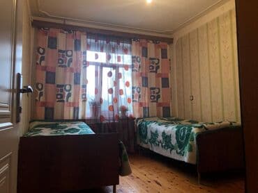 sibrizdə evlərin qiyməti: Bakı, Qaraçuxur qəs., 5 otaqlı, Köhnə tikili, m. Xalqlar Dostluğu, 115 kv. m — 4