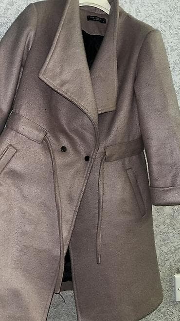 Baş geyimləri: Qadın paltosu az işlənib ENDİRİMLƏ 15 manat 65 manata alınıb - Rəng — 2