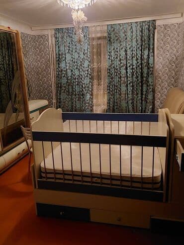 bakida satdiq evler: Sumqayitda das bazarin yaxınlığında 18-ci mikrarayonda 5 mertebeli — 5