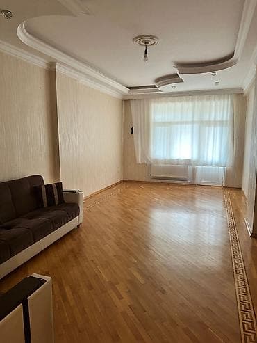 Nizami rayonu, Neftçilər metrosunun yaxınlığı, 24-cü Polis Bölməsinin