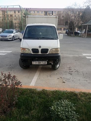 maşın ucun telefon: Soyuduculu kiçik yük maşını – şəhərdaxili çatdırılmalar üçün ideal — 2