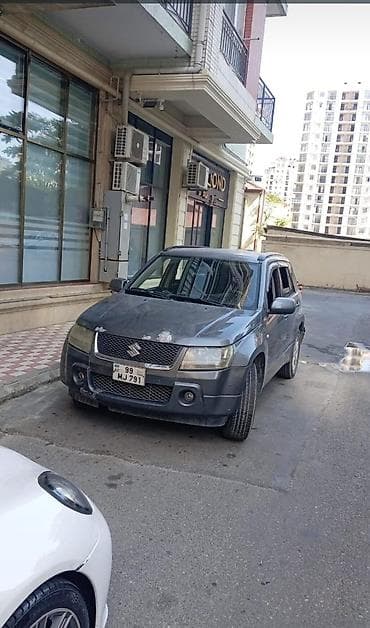 sadiq lapetler: Suzuki : 2 l | 2007 il — 1