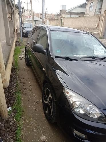 range rover satilir: Hyundai i30: 1.4 l | 2009 il Hetçbek — 3