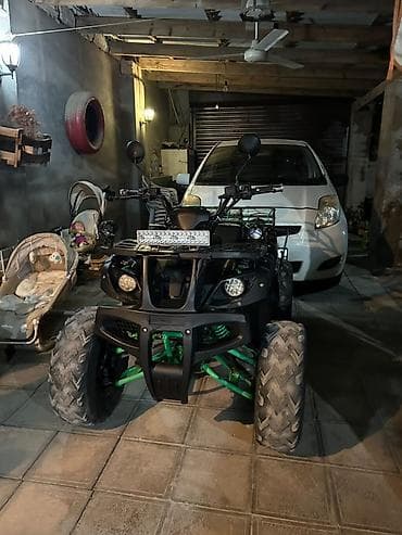 nova moto: - UPBEAT, 200 sm3, 2024 il, 3500 km — 2
