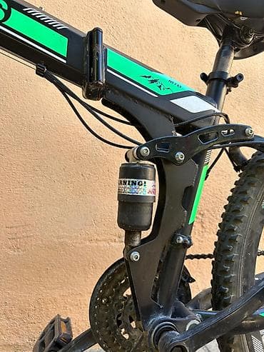 bicycle: Yaydan yaya istifadə edilib.2 ildi məndədir.Yaydan sonra ev şəraitində — 2