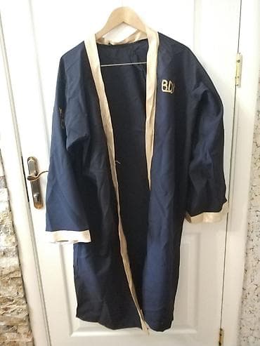 kloun paltarı: Məzuniyyət geyim dəsti - Tünd göy rəngli məzun xalatı, krem rəngli — 2