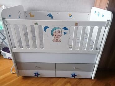 Oğlan və qız üçün, İşlənmiş, Dördbucaq, Beşik, Dəstsiz, Matras ilə, Yellənmə mexanizmsiz