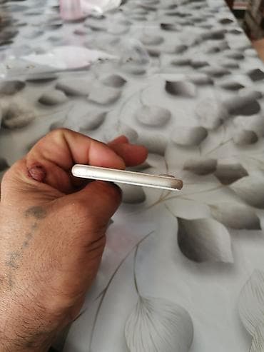 ipad 14 pro: IPhone 7, 32 GB, Qızılı — 2