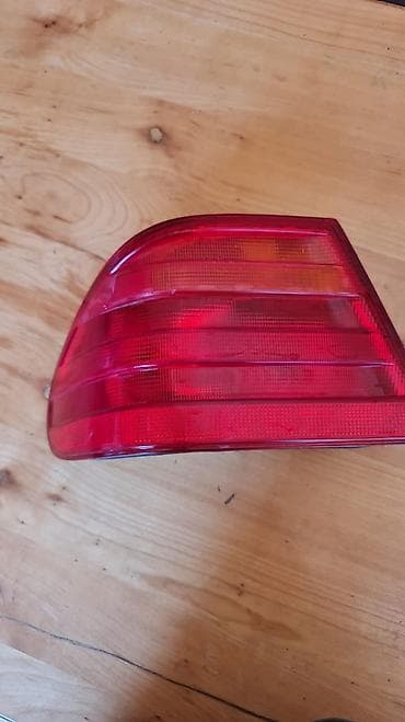 niva arxa stoplar: Mersedes 4gözün arxa sol stopu — 3