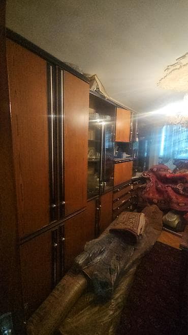 Mebel dəsti – iri otaq üçün divar qorka (sektsiyalı) - Material