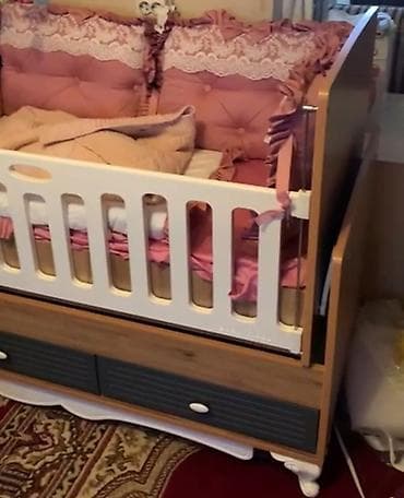 Beşiklər: Oğlan və qız üçün, İşlənmiş, Dördbucaq, Beşik, Dəst ilə, Matras ilə, Yellənmə mexanizm ilə — 2