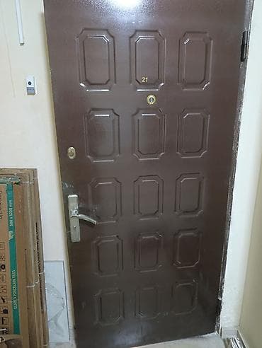 qapi: Salam diqqetle oxuyun. 6 eded ev qapisidir 3 u suseli 2 si sade elave — 1