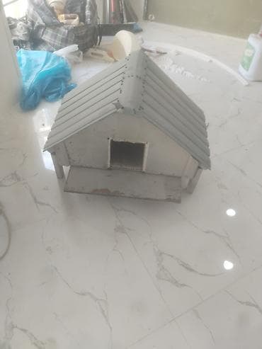 it şampunu: Metaldan dam örtüklü kiçik heyvan evi - Material: korpus – taxta — 4