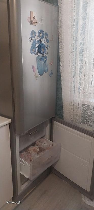 ssd satilir: Indesit iki qapılı soyuducu hovsan - Rəng: gümüşü (inox effektli — 3