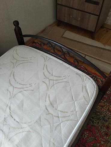 matras tek neferlik: Təknəfərlik çarpayı, Bazasız, Matras ilə, Siyirməsiz — 2