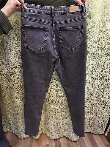 Paltolar: Qara-boz yuyulma effektli dar kəsimli cins şalvar, yenidir, Terranova — 2