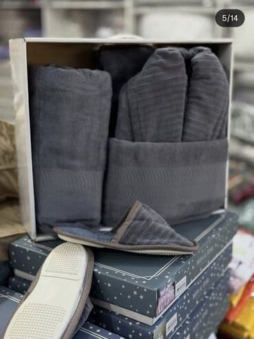 Hamam Xalati dəsti – “Moon & Stars” qutulu kolleksiya Tərkib və lalafo.az -da Hamam Xalati dəsti – “Moon & Stars” qutulu kolleksiya Tərkib və