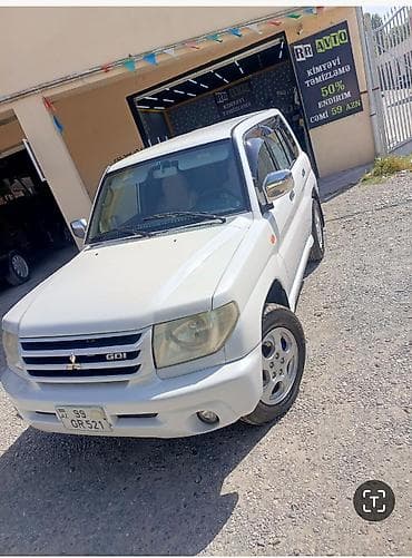 renault megane motoru: Mitsubishi Pajero iO (GDI) – 5 qapılı kompakt off-road SUV. il:2000 — 5