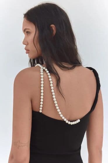 gold mebel: ZARA teze, metal muncuqlu asqısı olan bluz L razmerdir ama dar — 10