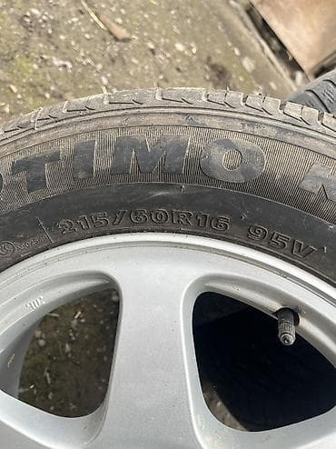 diskilər: Qarşıda diski ilə olan Təkərdə diskidə təzədir zapasqada olub ölçüsü — 3