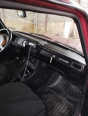 ravon r3 bufer: VAZ (LADA) 2107: 1.6 l | 2006 il 1000 km Sedan — 2