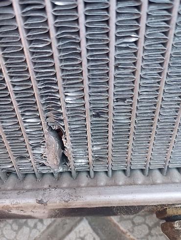 Mühərrik soyutma radiatorları: Nissan Tilda 1,6 ucun radiator — 1