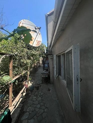 Suraxanı 3 otaqlı, 80 kv. m, Təmirsiz