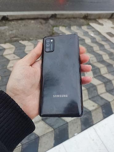 samsung galaxy note 9: Samsung Galaxy A70, rəng - Qara, İki sim kartlı — 3