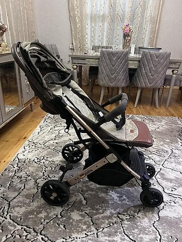 Классическая прогулочная коляска, Kidilo, Б/у, Самовывоз, Бесплатная доставка, Платная доставка — 1
