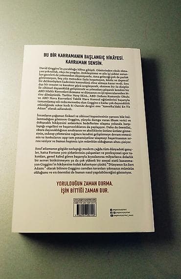 Книги и журналы: Salam bu gördüyünüz kitab David Gogginsin kitabıdır. Əgər David — 2