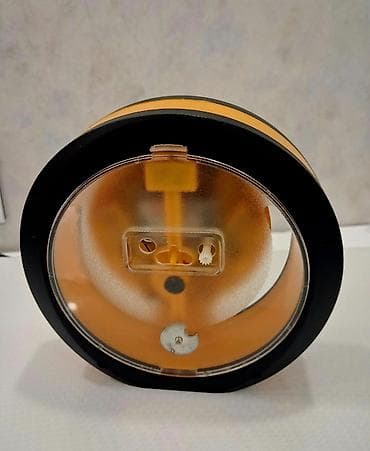 Quruducular: Masaüstü saatlar, Elektron, Saniyə əqrəbi — 3