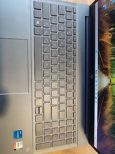 HP: HP Pavilion 15 noutbuku - Prosessor: Intel Core i5 (8CPUs) - 1135G7 — 3