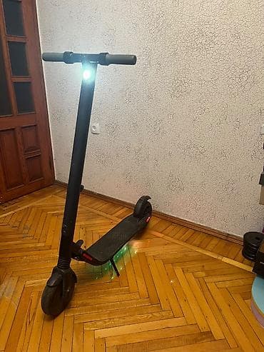 electro moto: Elektrik skuter – qatlanan, LED işıqlar və displeyli - Rəng: qara — 2