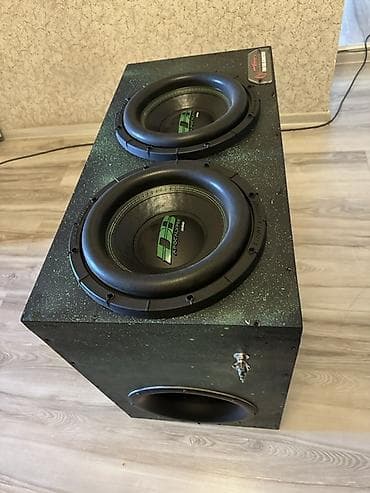 et masini hisseleri: İki ədəd Deaf Bonce Apocalypse (DB) subwooferli hazır qutu — 1