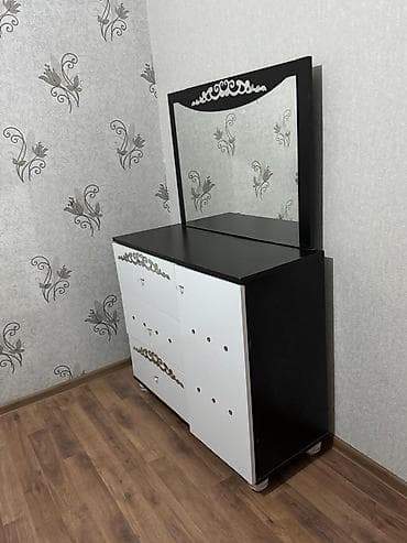 dekor ref: Qonaq otağı mebel dəsti - Rəng: qara-ağ (qızılı naxışlı elementlər) - — 5