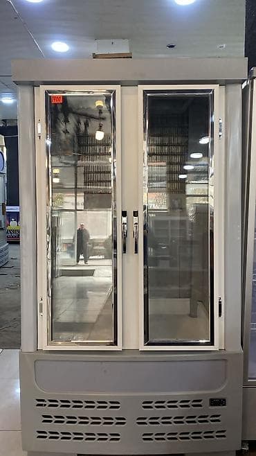 İki qapılı şüşə vitrinli soyuducu - Tip: Kommersiya tipli vitrin — 1