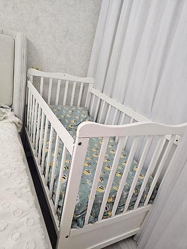 IrBeshik satilir Qiymet 90 man. Səligəli işlənib, qırıgı sınıgı — 1