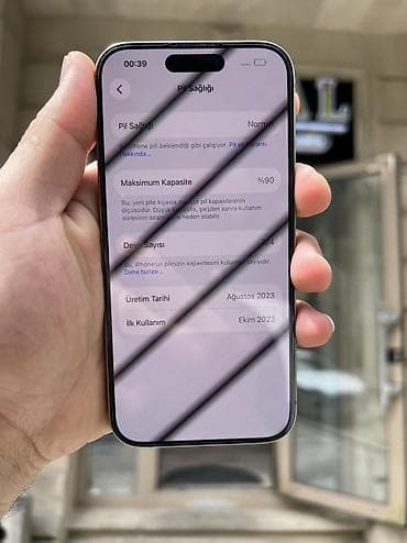 iphone dubay qiymetleri: IPhone 15 Pro, 256 GB, Natural Titanium, Zəmanət, Simsiz şarj, Face ID — 2