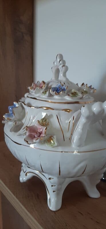 ваза под фрукты: Антикварная ваза шкатулка.фарфор, лепка.старая. в идеальном состояние — 3