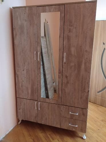 4 qapılı, Güzgülü, Qəhvəyi, Taxta, Açılan, Düz dolab