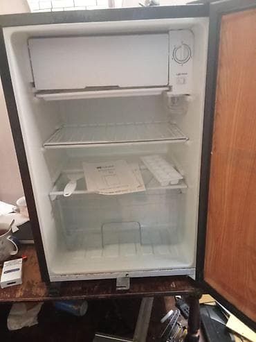 mini soyuduçu: Mini soyuducu – kompakt ölçülü, tək qapılı model. Xüsusiyyətlər: - — 2