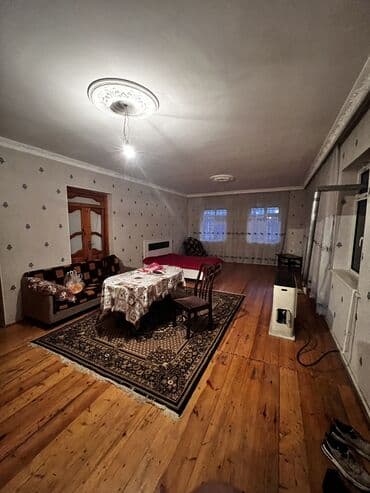 сайты недвижимости в азербайджане: Gencede kiraye həyət evi - Geniş, işıqlı otaqlar: böyük qonaq otağı — 1