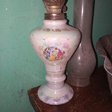 antik samovar: Məhsul: Köhnə tip kerosin lampaları (2 ədəd) Təsvir: - Porşelen — 1