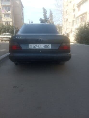 turbo az toyota prius kredit: Mercedes-Benz E 230: 2.3 l | 1990 il Sedan — 10